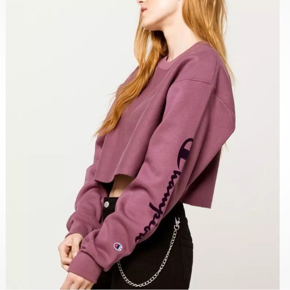 Champion Plum Fleece Reverse Weave C Logo Crop Crewneck Drop Shoulder Sweatshirt - Picture 2 of 16